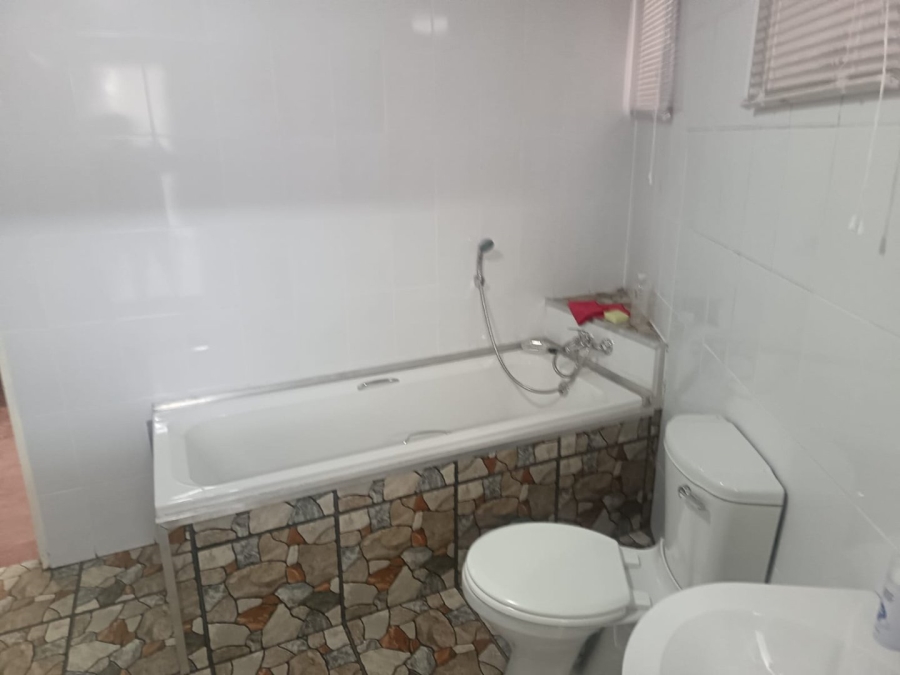 5 Bedroom Property for Sale in Royldene Northern Cape